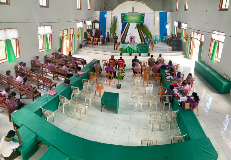 Sidang Majelis Soe Timur Ke IV Dibuka, Pendeta Yeremias Ingatkan Doa Sebagai Hal Pokok