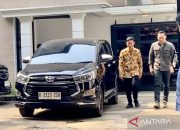 Gibran sambangi kediaman AHY, keduanya bertemu sekitar 1 jam