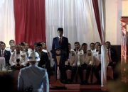 Presiden Jokowi pimpin upacara Parade Senja di Kemenhan