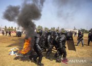 Simulasi pengamanan pilkada di Indramayu