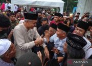 Ganjar Pranowo hadiri haul KH Muhammad Hisyam Abdul Karim