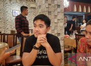 Kaesang usulkan warna tinta pemilu berwarna pink