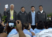 Saat jaket dari KPK jadi simbol komitmen para paslon berantas korupsi