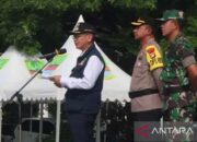 Bupati Bekasi titip pesan jaga keamanan kepada pemudik