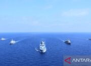 KRI Diponegoro latihan manuver tingkat lanjut di Laut Mediterania