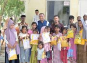 BFLF bagikan baju lebaran untuk anak-anak pengungsi Rohingya