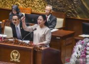 Rapat paripurna ke-15 DPR masa persidangan IV tahun sidang 2023-2024