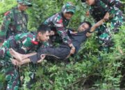 Tim SAR AU lakukan simulasi penyelamatan korban kecelakaan di gunung