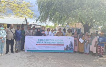 Melalui Program Bidan Untuk Negeri (BUN), Layanan Kesehatan Cuma- Cuma Dompet Dhuafa NTT bersama Puskesmas Sulamu Berikan Layanan Kesehatan untuk masyarakat Pulau Kera 