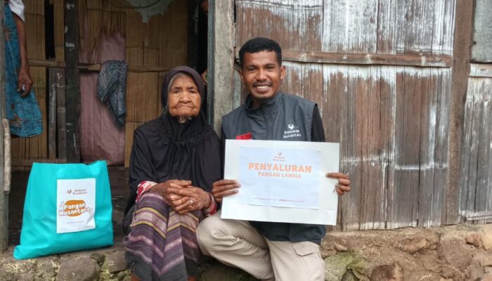 Relawan Nusantara Salurkan Pangan Nusantara di desa Hoelea Kec omesuri, Kabupaten Lembata