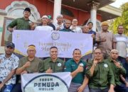 Forum Pemuda Muslim NTT Gelar Aksi Berbagi Takjil di Depan Mall Cijantung Jakarta Timur 