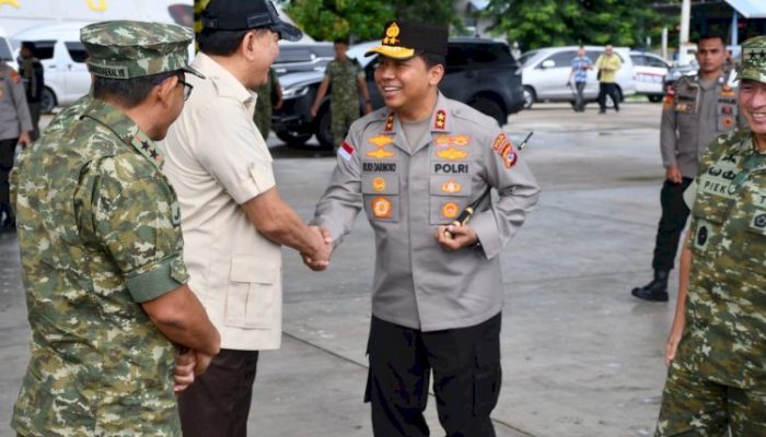 Kapolda NTT Sambut Kunjungan Kerja Menhan RI di Kupang, Pastikan Kesiapan Pertahanan Pintu Selatan NKRI