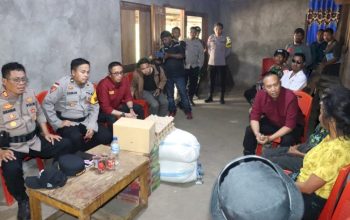 Sentuhan Humanis Biro SDM Polda NTT: Berikan Pendampingan Psikologis dan Penguatan Mental bagi Keluarga Korban di Ngada
