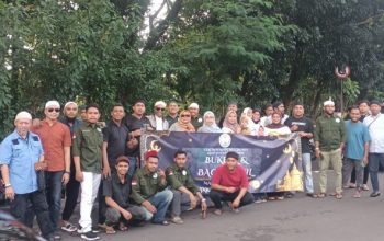 FPM NTT Bagikan Takjil di Mall Graha Cijantung, Pererat Kebersamaan Pemuda