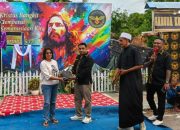 Hibur Penonton Pawai Paskah Ormas Garuda Ntt, (GKNTT) Hadirkan Games, Stand Up Comedy dan Berbagi sembako