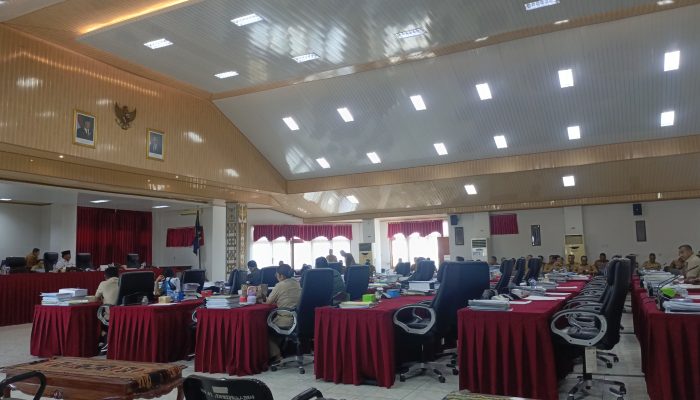 Ketua Banggar DPRD Kota Kupang Geram, Pimpinan OPD Terlambat