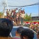 Demi Lihat Jokowi di CFD Kupang, Warga Rela Panjat Pohon Hingga Naik Kap Mobil Box