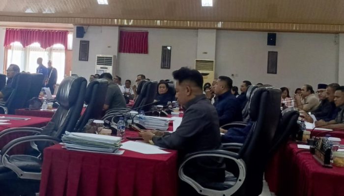 Kadis Kominfo Kota Kupang Diduga Intimidasi Wartawan, Larang Menulis Berita Sidang Paripurna Dewan yang Tunda ‎