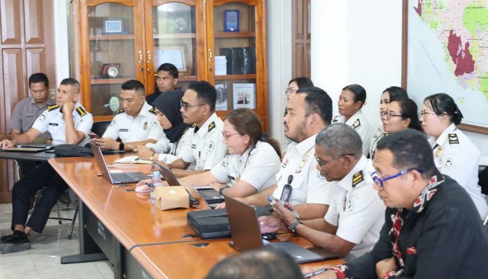Kanwil Ditjen Imigrasi NTT Bersama Pemda Sumba Timur Bahas Percepatan Operasional Layanan Keimigrasian Sementara
