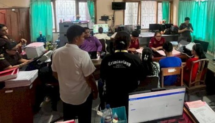 Polisi Limpahkan Tersangka dan Barang Bukti Kasus Dugaan Persetubuhan dan Pemerkosaan ke Jaksa