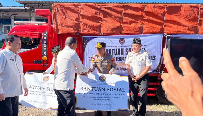 Dirjenpas Mashudi Datang ke Ruteng, Tinjau Rutan Rusak Hingga Serahkan 20 Ton Bantuan